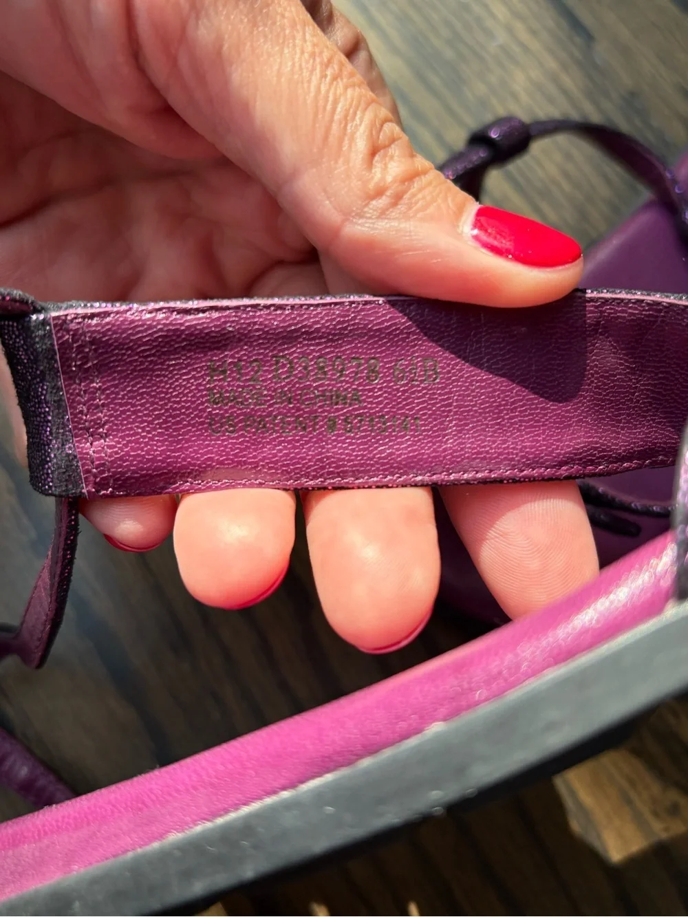 Cole Haan Nike Air Jeweled T-Strap Sandals Plum Purple Metallic Size 6.5B